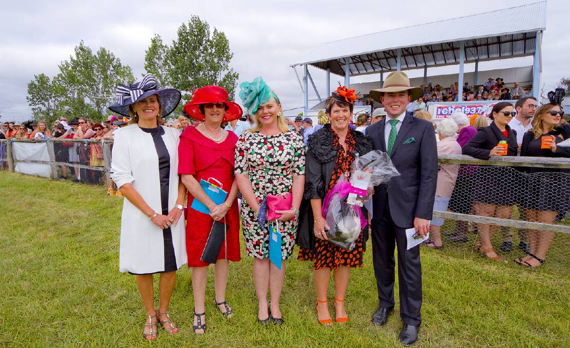 Dressed to impress: 2016 judges Kaye McColl (left) and MP Adam Marshall with Lyn Green, Sarah Whyte, and Debbie Kachel. PHOTOS: Tony Grant.