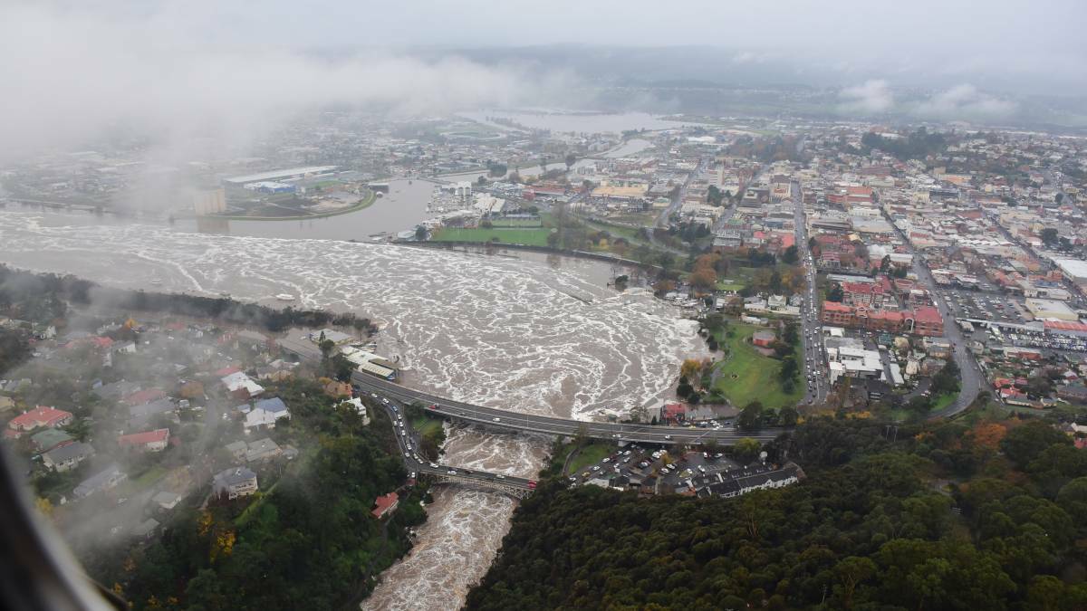 
Launceston floods from the air | To see more photos, click the image above