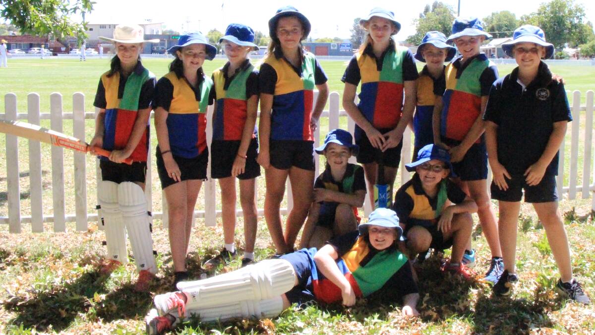 The Sir Henry Parkes Memorial Public School girls cricket team took on Warialda at short notice.