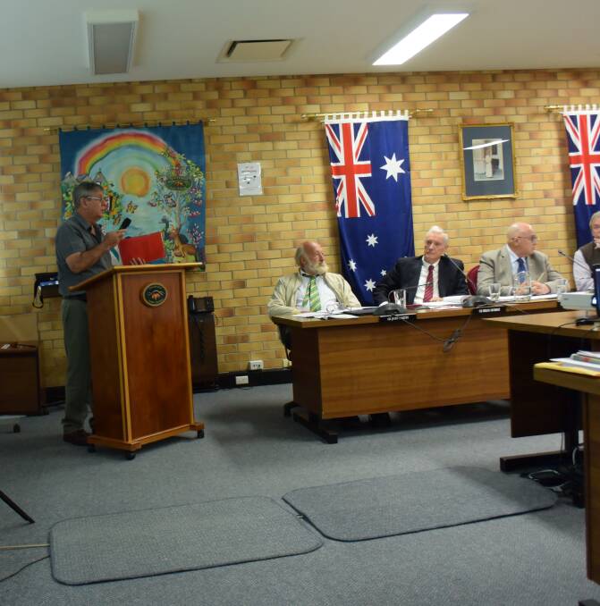 Bob Rogan addressed the May council meeting to win unanimous support to pursue the introduction of field archery to Tenterfield.