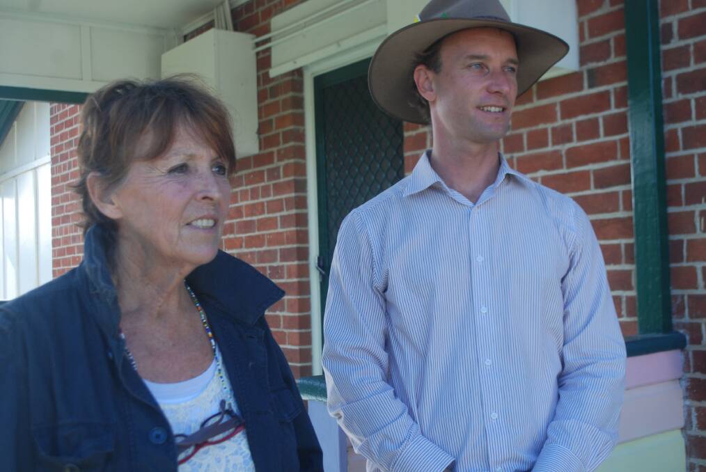 Katrina Sundstrom from Tenterfield, Drake and Casino Counselling Solutions with Greens candidate for Lismore Adam Guise.