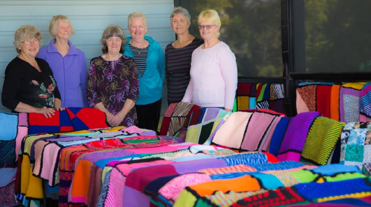 Vera Kerr. Joyce Willard, Pam Bryce, Sandra Bates, Jan Reid and Maree Kraut who all helped in creating blankets for the homeless and less fortunate. 