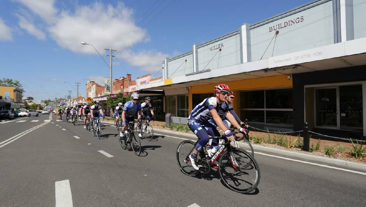 The 1200kms for Kids charity ride came through Tenterfield on Sunday.