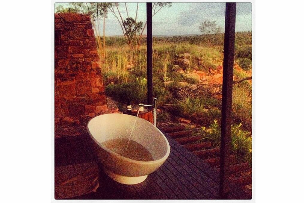 "Outside Bath at @ElQuestro Homestead. Had to do a paparazzi sweep of the rocks first! #noonewantstheirbawsinamag" <i>Instagram</i>