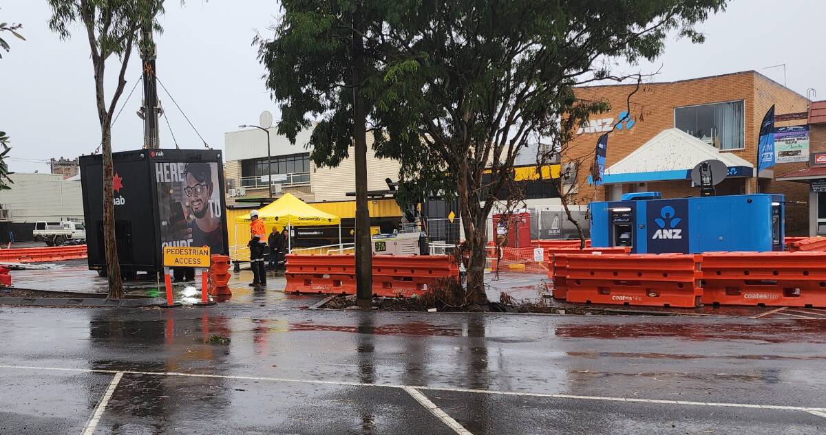 The banking hub being moved from Browns Ck Car park in Lismore. Picture: Cathy Adams