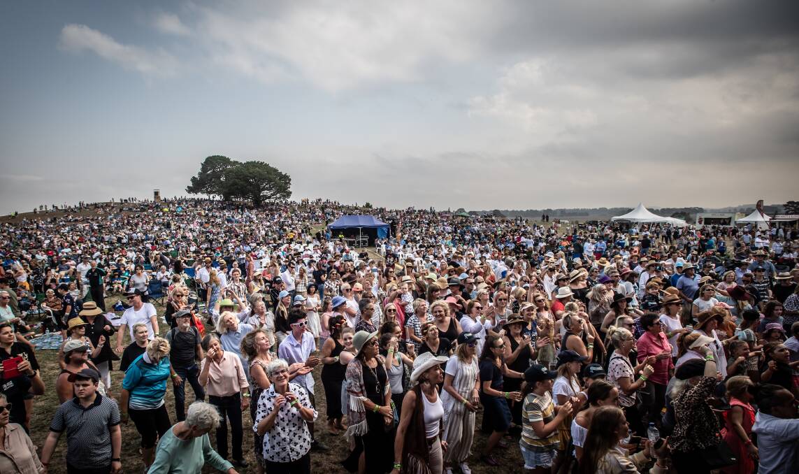 Photographer Karleen Minney captures the many special moments of FireAid 2020 at Bong Bong Picnic Racecourse.