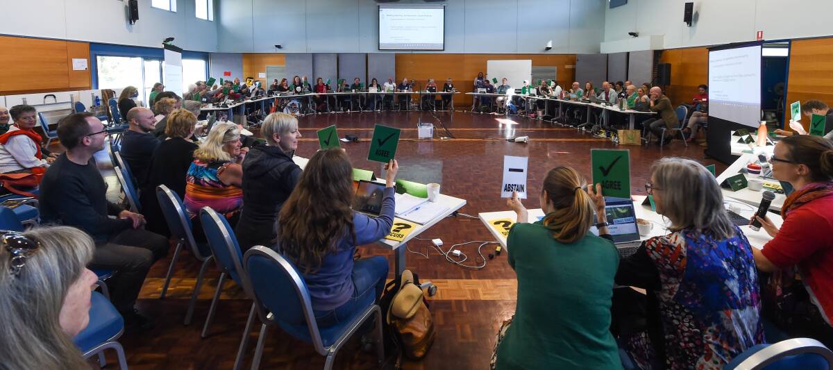 No winner in Murray Darling fight if river dies, say Greens