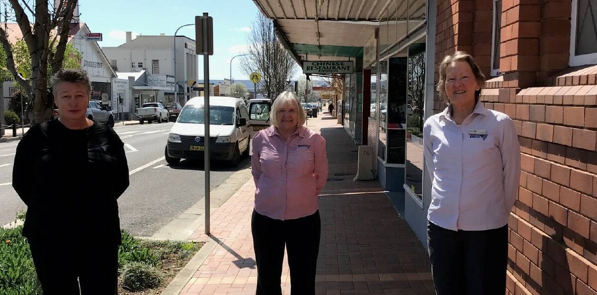 Franki Moore, Faye Moylan and Carol Dearden outside the Tenterfield BEST Employment office. Carol says there are areas of growth in some sectors of the local economy.