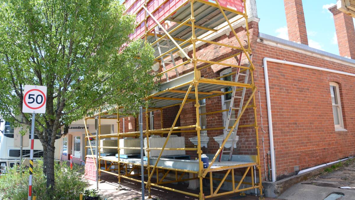 REVIVING HISTORY: The old Tenterfield Star building at 325 Rouse Street where work has started to restore a verandah similar to what it had when it was built. Picture: Melinda Campbell