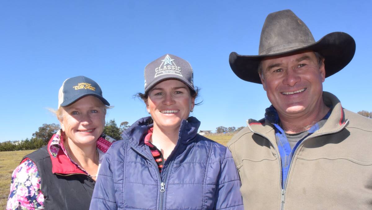 Nancy, Kirsty and Gary Pitkin, Rossvale, Tenterfield. The Pitkins bought Lot 39 Alumy Creek Edmund N139.