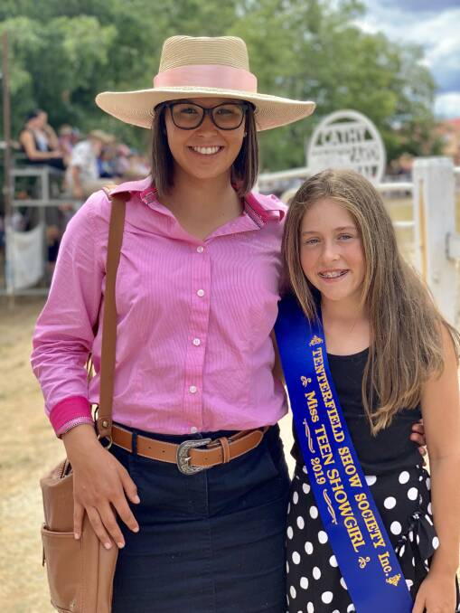 Keely Mooney, who is 2018 Miss Tenterfield Showgirl as well as the 2019 Junior and Senior Showgirl Coordinator, with Sahri Clark who was named 2019 Miss Tenterfield Teen Showgirl.