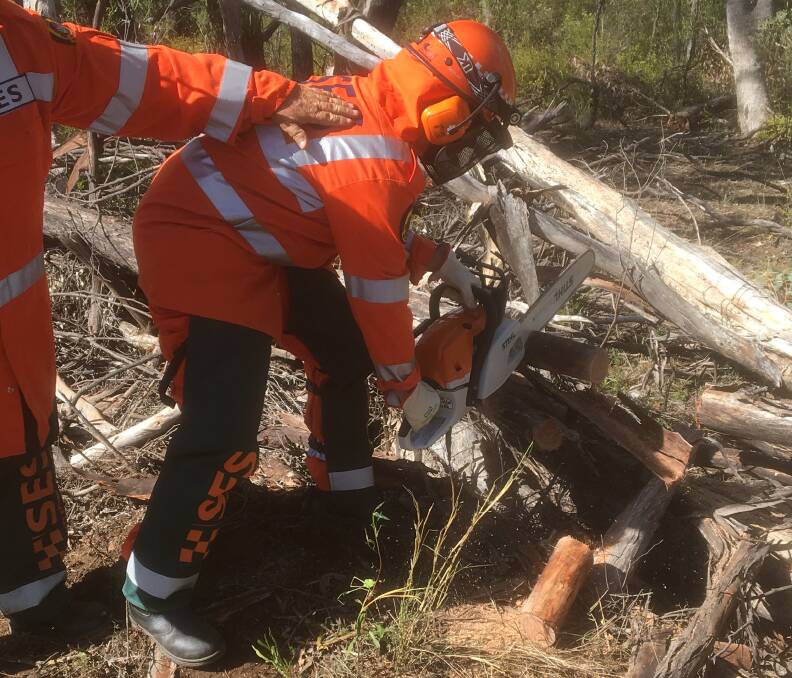 Tenterfield NSW SES member Allison McGarry successfully completed her Chainsaw Operators qualification on the weekend.