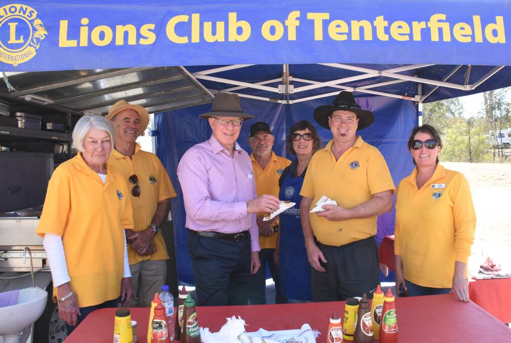 Pictured with the Governor General during Monday's visit are Tenterfield Lions Club members (from left) Maureen Graham, Martin I'Ons, Bruce Jackson, Jane I'Ons, Steve Whiticker and Lisa Dalton.
