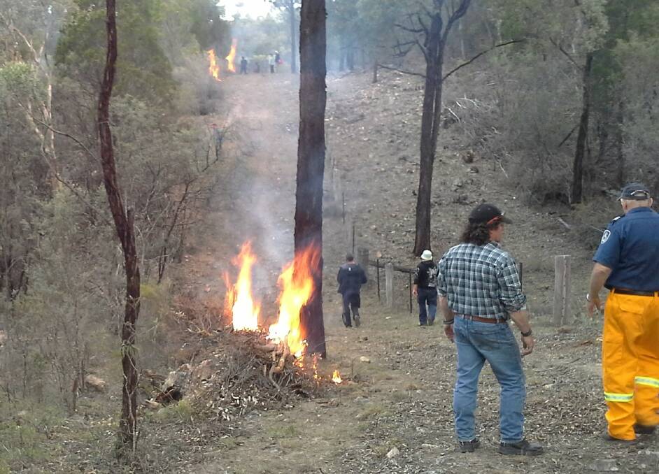 Cultural burning encourages the regeneration of native grasses and production of new feed. It reduces scrub and fuel which helps in preventing intense future bushfires. Importantly, it assists in promoting biodiversity. 