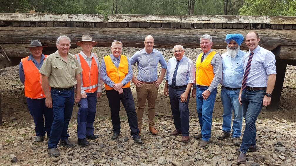 James Paynter (Tenterfield Shire Council); Stephen Ross (Clarence River Wilderness Lodge); Andre Kompler (TSC)l; Terry Dodds(TSC); Andrew Bell (Mountain Blue Orchards); MP Thomas George MP; Mayor Peter Petty (TSC); Kamaldeep Singh Clair (Mountain Blue Orchards) and Austin Curtin, Nationals candidate for Lismore.