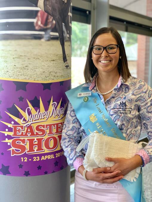 Tenterfield Miss Showgirl 2018 and Zone 4 representative Keely Mooney spent a glamorous nine days in Sydney as a celebrity.