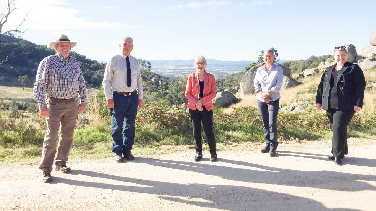 ON THE LOOKOUT: Tenterfield Shire Councils Manager Economic Development & Community Engagement Harry Bolton, Mayor Cr Peter Petty, Lismore MP Janelle Saffin, Director Infrastructure Fiona Keneally and Acting Chief Executive Kylie Smith, at the Wallangarra Lookout on Kildare Road.