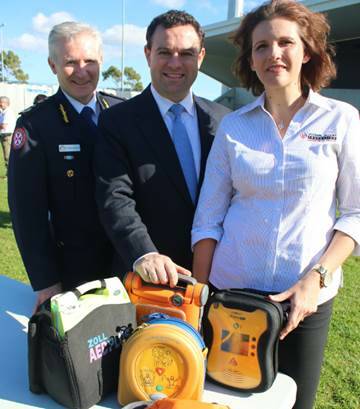 Commissioner Dominic Morgan, Chief Executive NSW Ambulance, with NSW Sports Minister Stuart Ayres and Michael Hughes Foundation founder Julie Hughes.