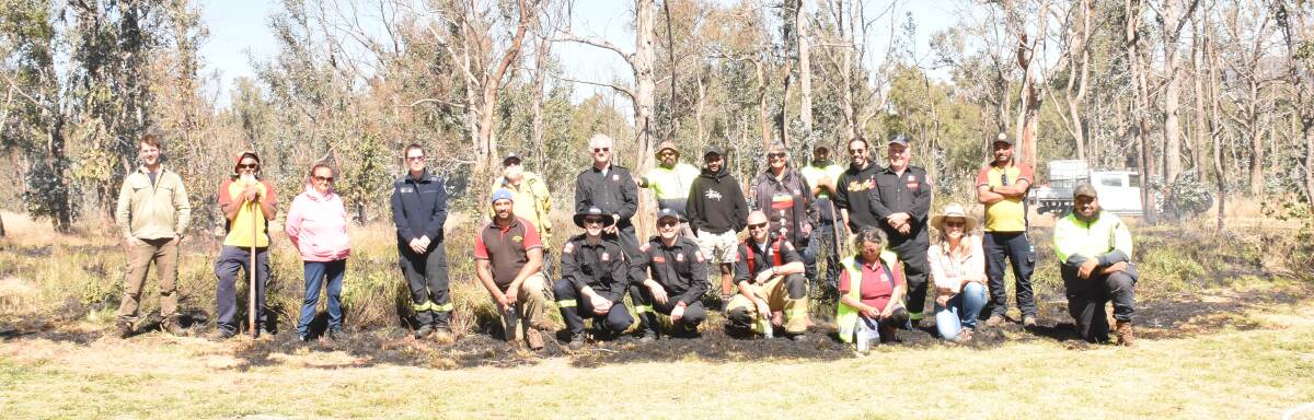 Tenterfield Fire & Rescue personnel joined Banbai Rangers and Moonbahlene staff on the cool fire ground at Tenterfield Park in August, during workshops supported by the Bushfire Community Recovery and Resilience Fund.