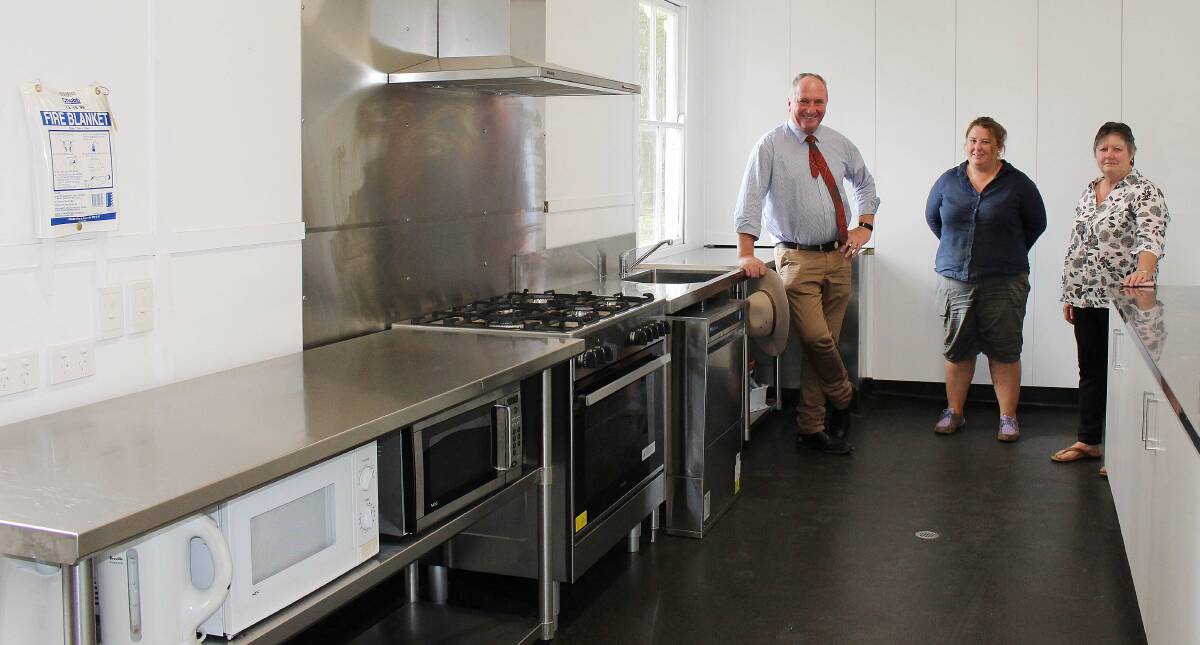 Member for New England Barnaby Joyce with Sunnyside Hall Management Committee President Emily Smith and Treasurer Ann Williams in the new kitchen funded with support of the Australian Government.