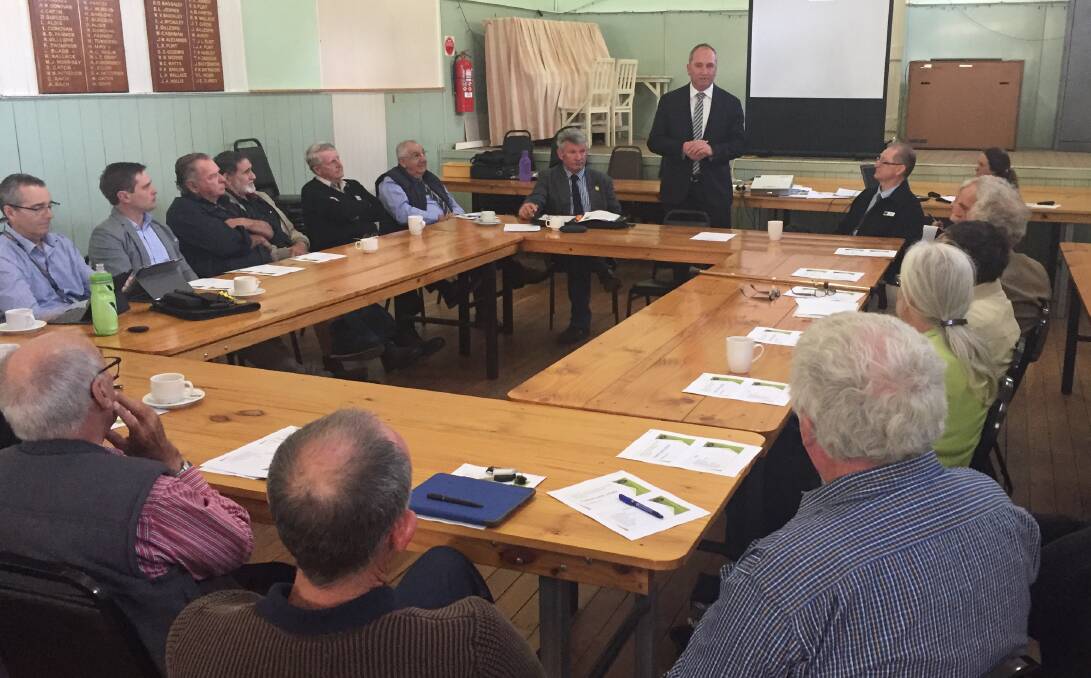 Barnaby Joyce addresses stakeholders at a recent meeting regarding the Mt Lindesay Road upgrade.