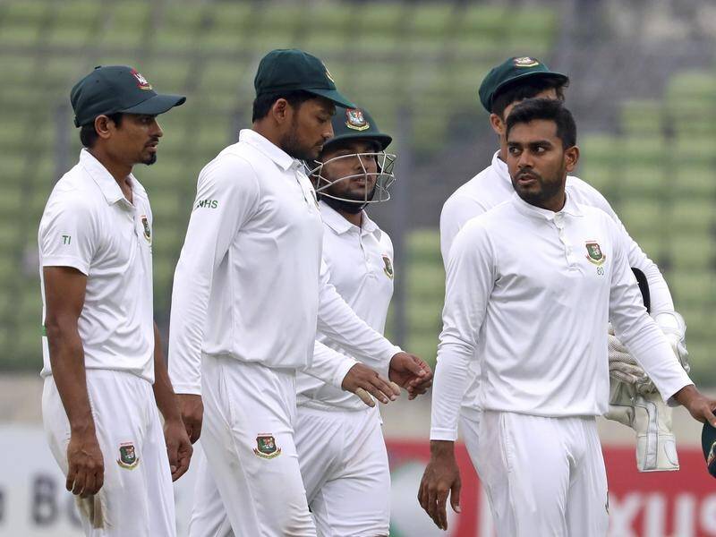 Bad weather washed out all play on day two of the second Test between hosts Bangladesh and NZ. (AP PHOTO)