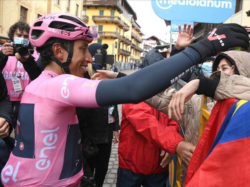 Colombian rider Egan Bernal hopes to manage his back problems and win the Giro d'Italia cycle race.