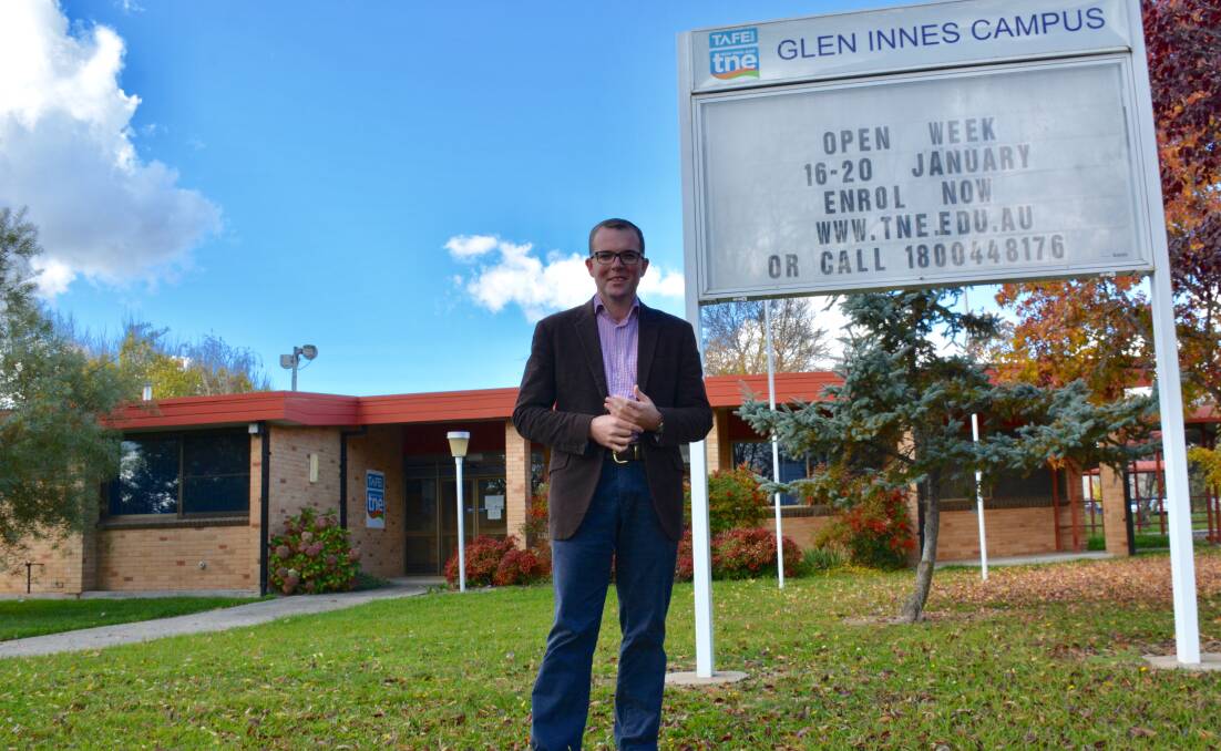 Adam Marshall MP full-square behind distance learning at Glen Innes TAFE.