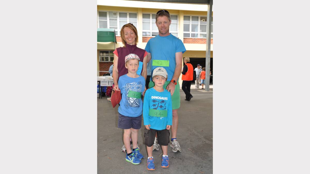 Pics from the Tenterfield High School fun run organised by the P and C.