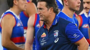 Coach Luke Beveridge is under fire because of the Bulldogs' disappointing start to the season. (Morgan Hancock/AAP PHOTOS)